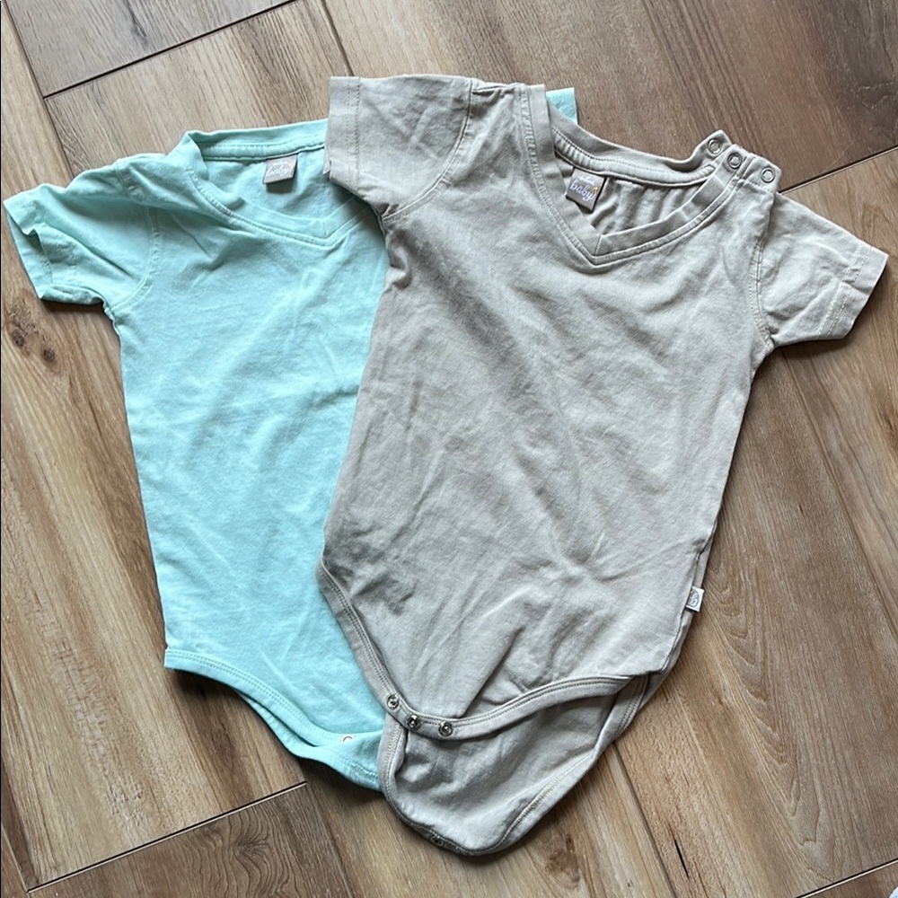 Hallmark Baby Size 12-18 Months Kids V-Neck Bodysuit Set - Aqua & Beige